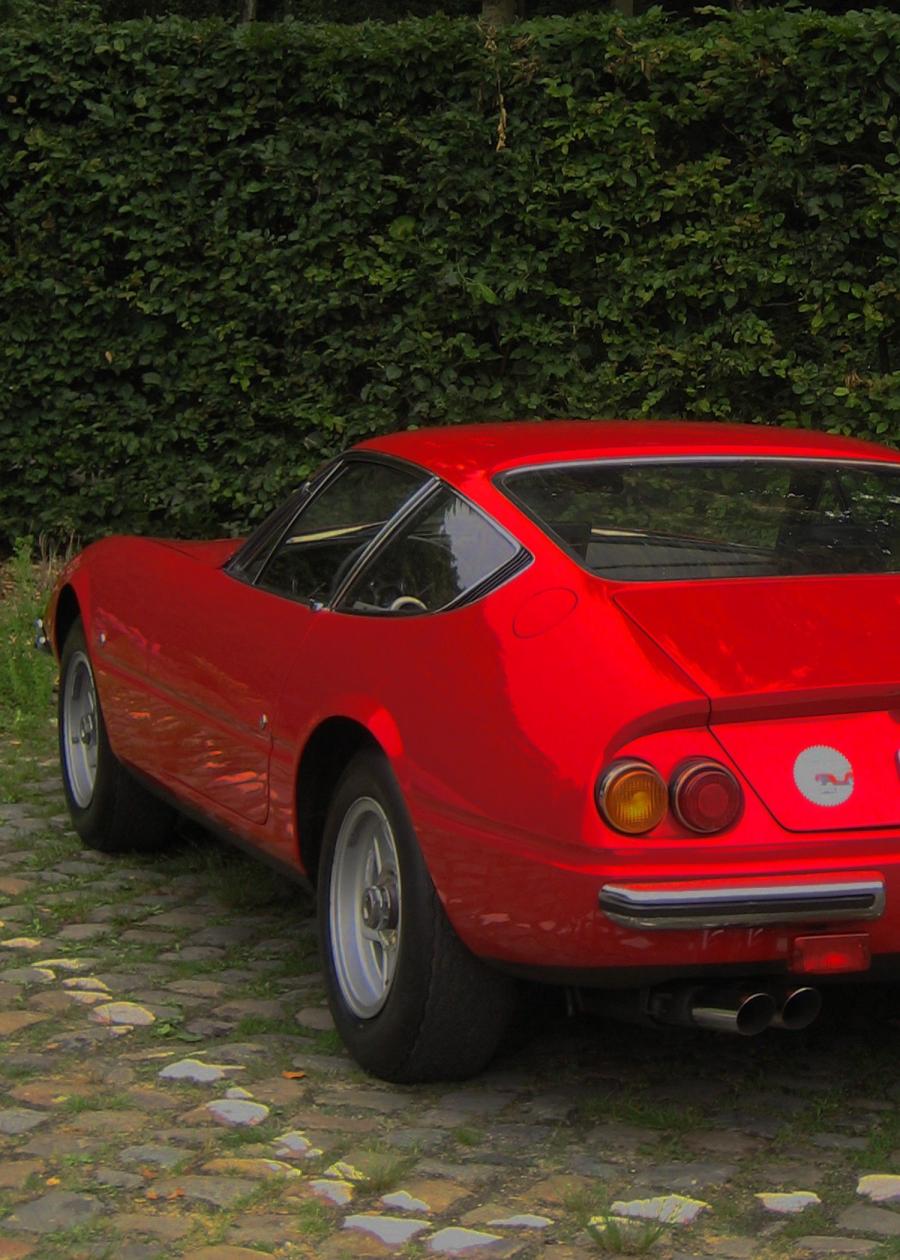  Ferrari 365 GTB/4 1971 года  (фото 14 из 15)